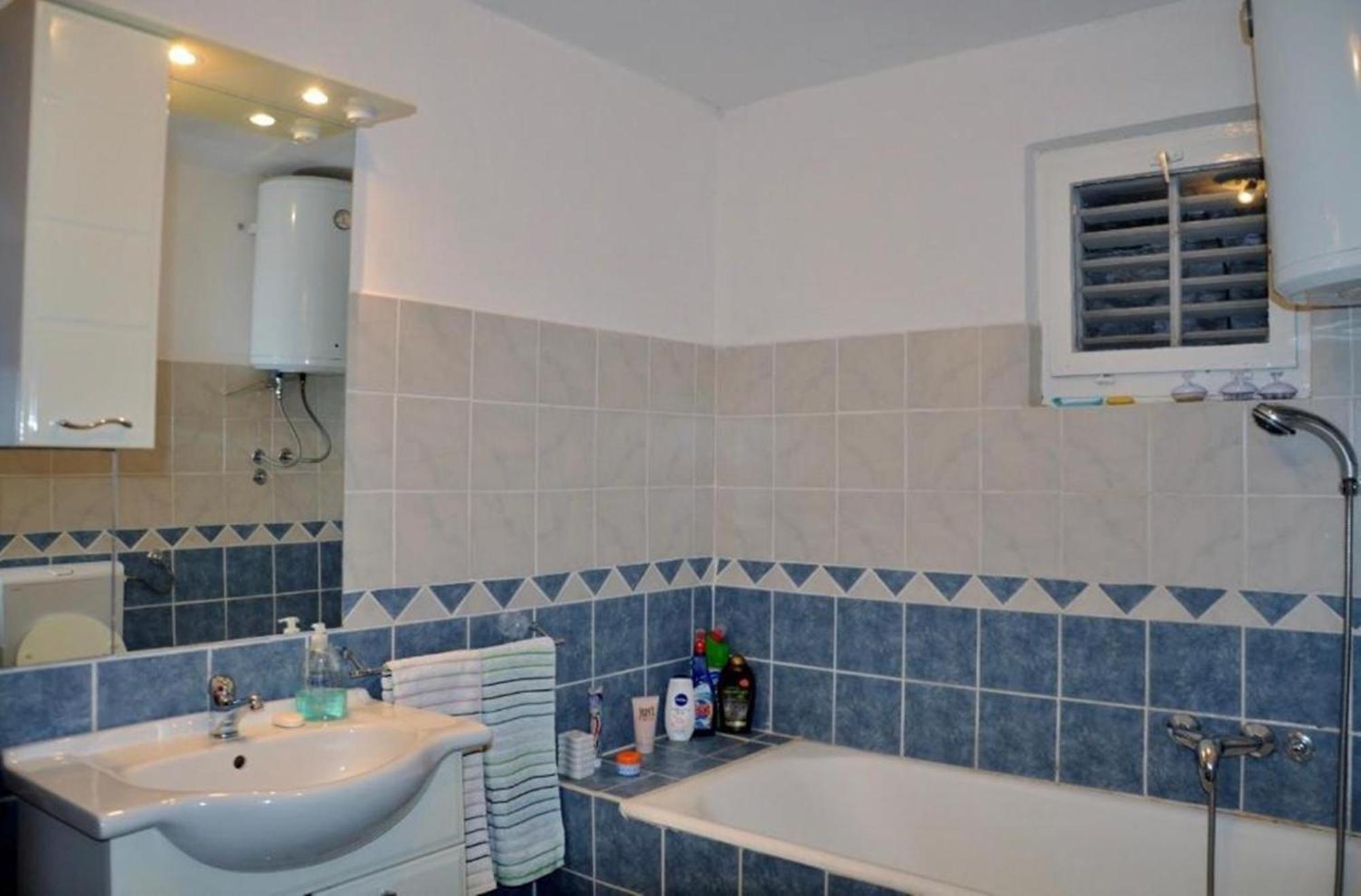Nice View Apartment Ivanica Екстериор снимка