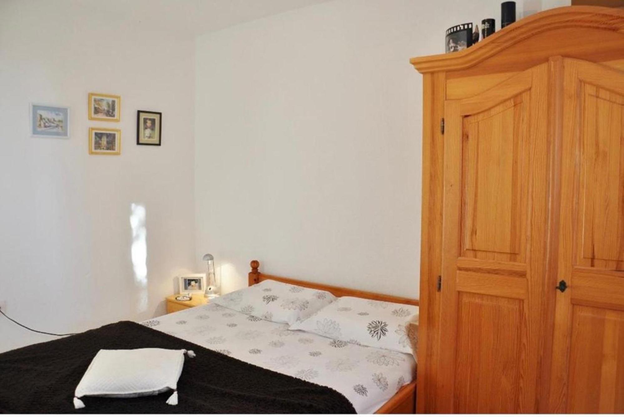 Nice View Apartment Ivanica Екстериор снимка