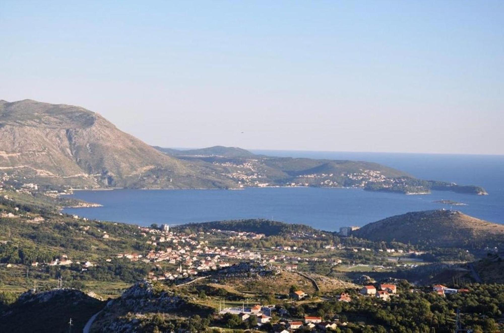 Nice View Apartment Ivanica Екстериор снимка